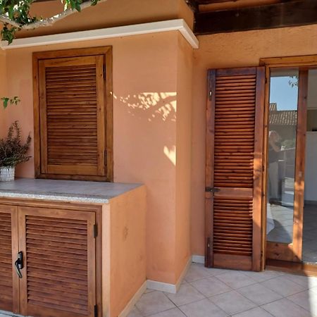 דירות מרינלה Casa Sibilla Bi-Locale Con Terrazza A 60 Metri Dal Mare מראה חיצוני תמונה